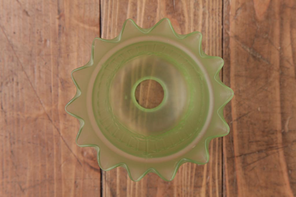 フランスアンティーク　淡いグリーンと花模様が可愛らしいペンダントライト(天井照明、吊り下げ照明)(1)