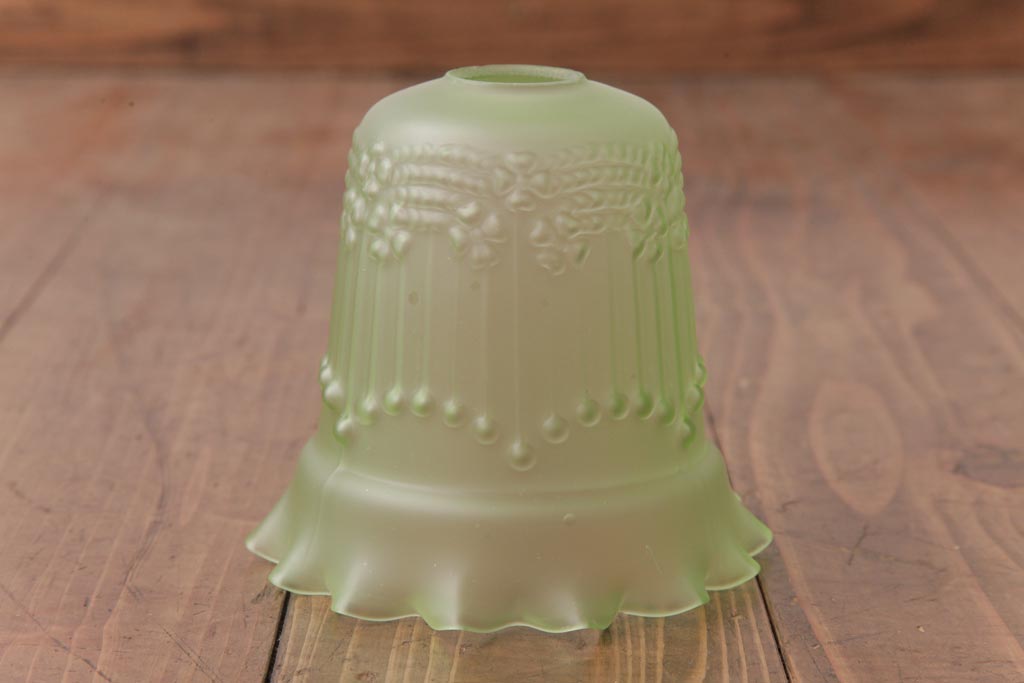 フランスアンティーク　淡いグリーンと花模様が可愛らしいペンダントライト(天井照明、吊り下げ照明)(1)