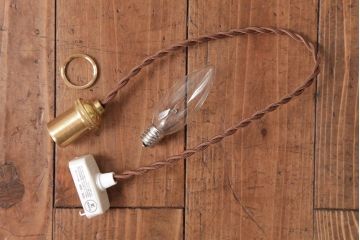 フランスアンティーク　淡いグリーンと花模様が可愛らしいペンダントライト(天井照明、吊り下げ照明)(1)