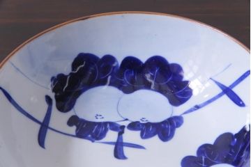 大正昭和初期　染付　蕪紋が味わいのある鉢(深皿)