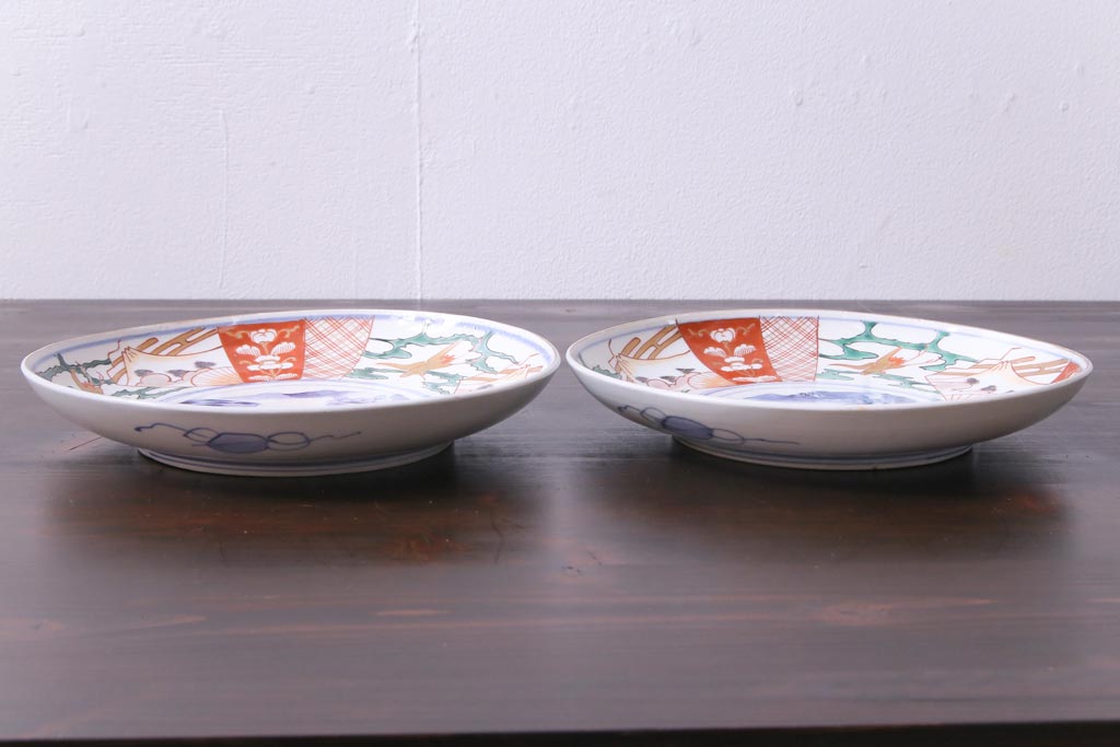 古民具・骨董　幕末明治期　山水図　色絵染付皿2枚セット(7寸皿、中皿)(1)