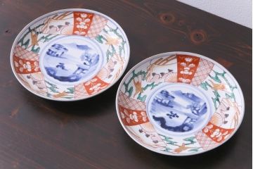 古民具・骨董　幕末明治期　山水図　色絵染付皿2枚セット(7寸皿、中皿)(1)