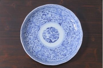 江戸期　上手物　草花　淡く優しげな色合いの染付皿(7寸皿)(1)