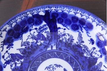 明治期　ベロ藍　紺青色が目を引く唐子文様の印判皿(中皿)(1)