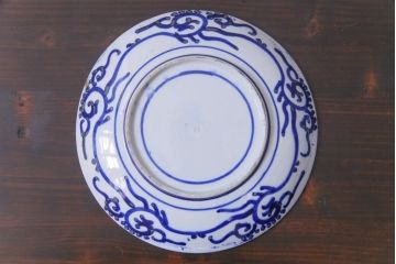 明治期　ベロ藍　紺青色が目を引く唐子文様の印判皿(中皿)(1)