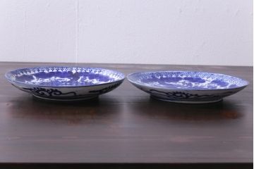 明治期　ベロ藍　紺青色が目を引く唐子文様の印判皿(中皿)(2)