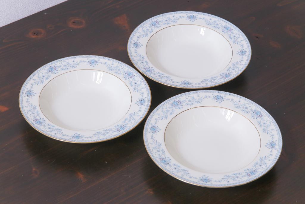 中古　ノリタケ(Noritake)　ブルーヒル(廃盤)　淡いブルーの花柄が可憐なスープ皿3枚セット(洋食器)