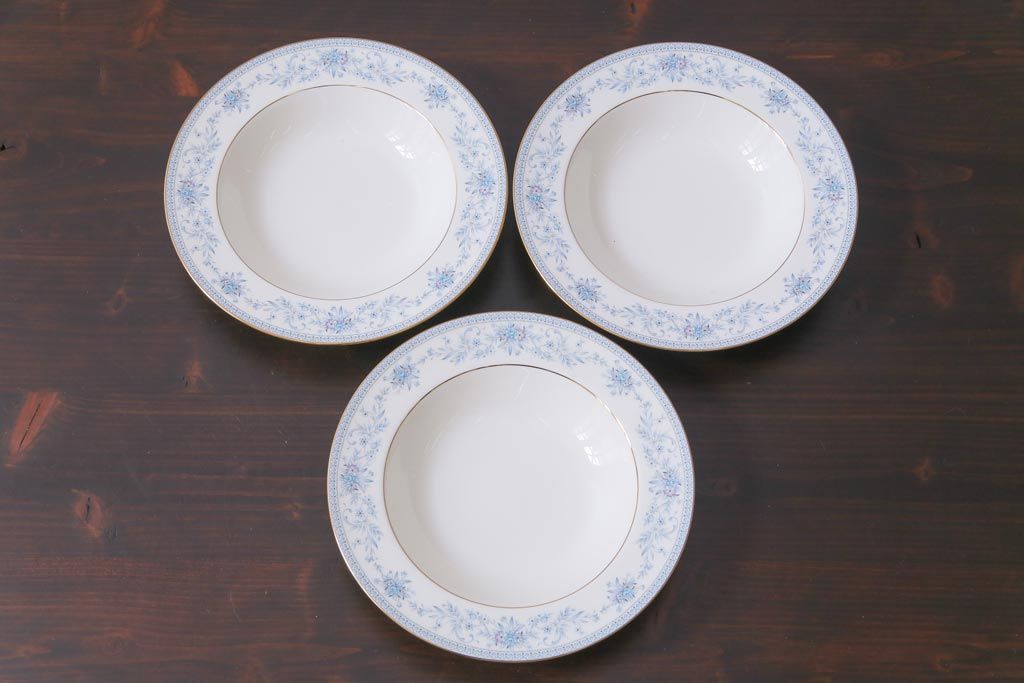 中古　ノリタケ(Noritake)　ブルーヒル(廃盤)　淡いブルーの花柄が可憐なスープ皿3枚セット(洋食器)