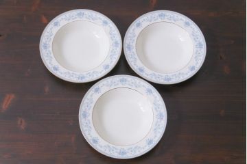 中古　ノリタケ(Noritake)　ブルーヒル(廃盤)　淡いブルーの花柄が可憐なスープ皿3枚セット(洋食器)