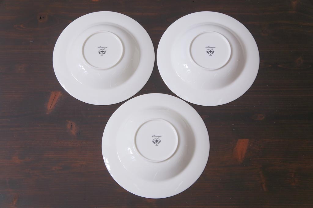 中古　ノリタケ(Noritake)　ブルーヒル(廃盤)　淡いブルーの花柄が可憐なスープ皿3枚セット(洋食器)