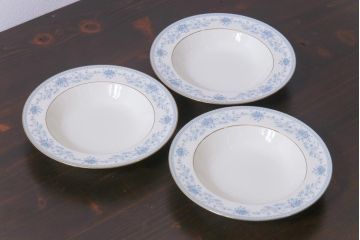中古　ノリタケ(Noritake)　ブルーヒル(廃盤)　淡いブルーの花柄が可憐なスープ皿3枚セット(洋食器)(1)