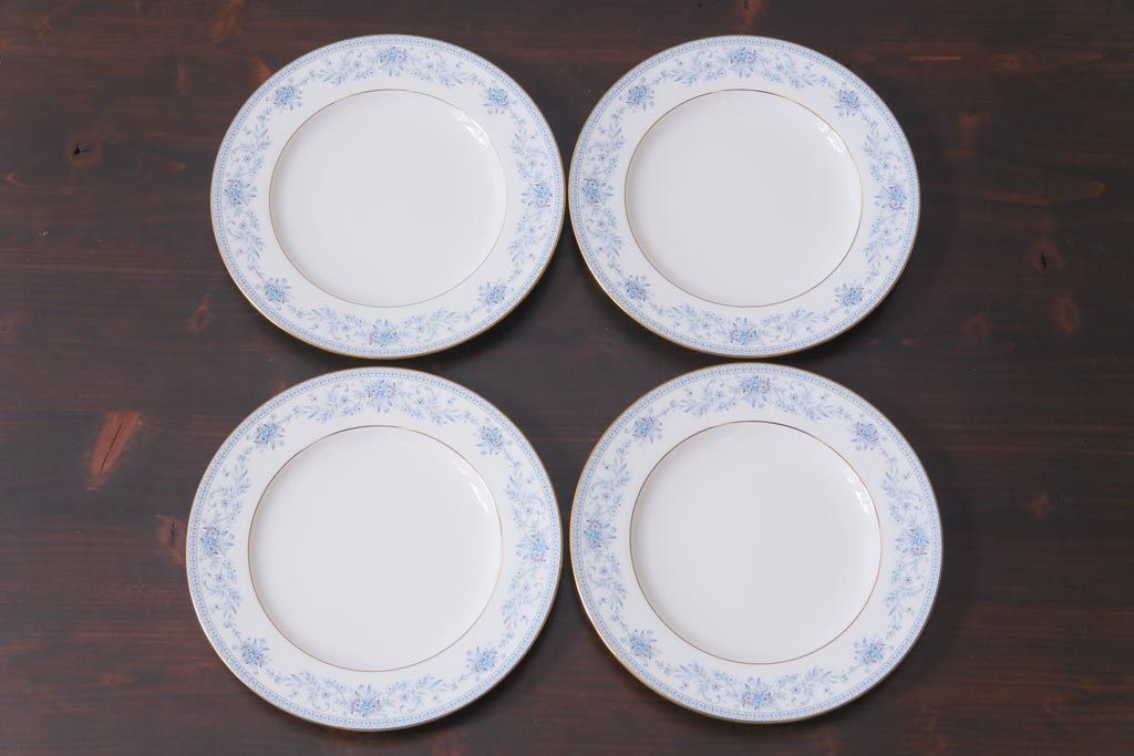 中古　ノリタケ(Noritake)　ブルーヒル(廃盤)　淡いブルーの花柄が可憐な中皿4枚セット(プレート、洋食器)