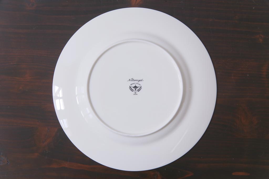 中古　ノリタケ(Noritake)　ブルーヒル(廃盤)　淡いブルーの花柄が可憐な中皿4枚セット(プレート、洋食器)