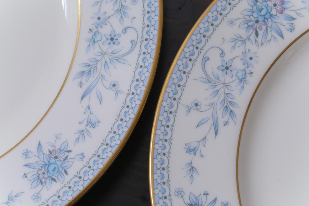 中古　ノリタケ(Noritake)　ブルーヒル(廃盤)　淡いブルーの花柄が可憐な小皿4枚セット(プレート、洋食器)