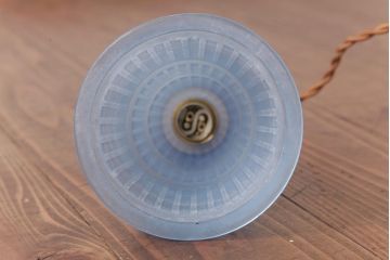 イギリスアンティーク　ティアードシェードがお洒落なペンダントライト(天井照明)