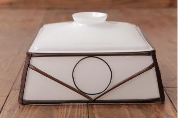 昭和レトロ　鳥の装飾が可愛らしい四角形の吊り下げ照明(天井照明)