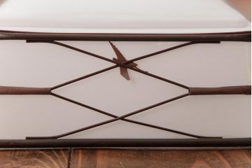 昭和レトロ　鳥の装飾が可愛らしい四角形の吊り下げ照明(天井照明)