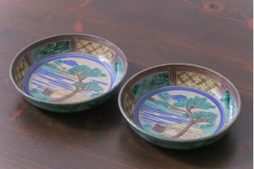 古民具・骨董　明治大正期　山水図が描かれた九谷焼色絵皿2枚セット(小皿)(1)