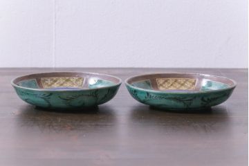古民具・骨董　明治大正期　山水図が描かれた九谷焼色絵皿2枚セット(小皿)(2)