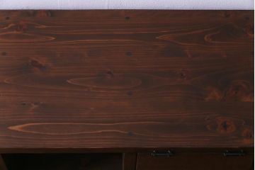 ラフジュ工房オリジナル　古材リメイク　4×4マス　互い違いのパタパタ扉がお洒落な鉄脚付きマス目棚(収納棚、戸棚、ロッカー、キャビネット)(R-034285)
