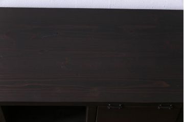 ラフジュ工房オリジナル　古材リメイク　4×4マス　互い違いのパタパタ扉がお洒落な脚付きマス目棚(収納棚)(1)