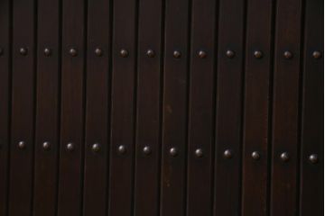 ラフジュ工房オリジナル　古建具リメイク　鎧戸を活かした立派な佇まいのリビングボード(戸棚、収納棚)