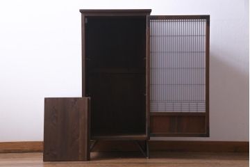 ラフジュ工房オリジナル　古建具リメイク　一味違った和モダンの空間づくりにおすすめな鉄脚戸棚(組子、書院戸、収納棚)