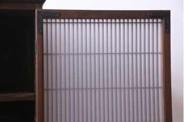 ラフジュ工房オリジナル　古建具リメイク　一味違った和モダンの空間づくりにおすすめな鉄脚戸棚(組子、書院戸、収納棚)