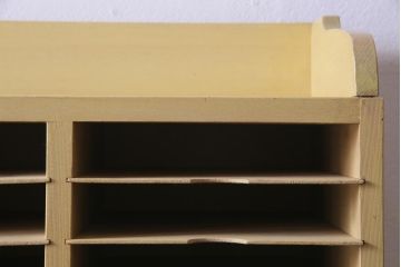 レトロ家具　昭和レトロ　大容量　棚板が全て取り外せる使い勝手抜群の書類収納棚(カルテケース、レターラック、書類ケース、カルテ棚)(R-034294)