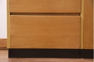 レトロ家具　昭和レトロ　大容量　棚板が全て取り外せる使い勝手抜群の書類収納棚(カルテケース、レターラック、書類ケース、カルテ棚)(R-034294)