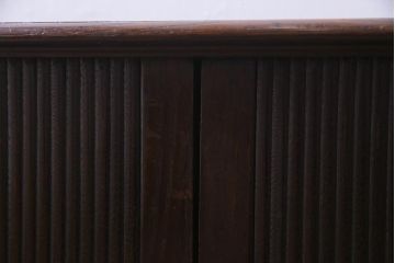 アンティーク家具　和製アンティーク　栗材　上手物　シックな佇まいが魅力的なシャッター扉の収納棚(蛇腹、ローボード、書類ケース)