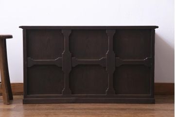 アンティーク家具　和製アンティーク　栗材　上手物　シックな佇まいが魅力的なシャッター扉の収納棚(蛇腹、ローボード、書類ケース)
