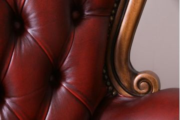 中古　イタリア　Orsi Angelo社　本革　抜群の存在感を放つエレガントな3人掛けソファ