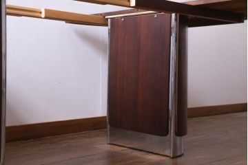 ヴィンテージ家具　イギリスビンテージ　チーク材　激レア　落ち着いた色味がシックなエクステンションテーブル(拡張式テーブル、ラウンドテーブル)