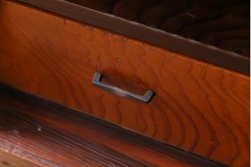 ビンテージ　工芸家具　高級杉材使用　御物緑地花鳥梅花文錦　漆塗り　牡丹の蒔絵が美しい茶箪笥(収納棚)(定価約50万円)
