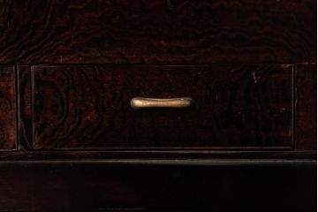 アンティーク家具　大正期　タモ玉杢材・唐木材　火鉢をリメイクしたサイドテーブル(脚付収納箱)