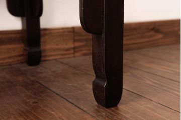 アンティーク家具　大正期　タモ玉杢材・唐木材　火鉢をリメイクしたサイドテーブル(脚付収納箱)