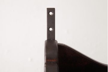 ビンテージ　松本民芸家具　エレガントな佇まいの吊り棚(壁掛け収納棚、ウォールシェルフ)