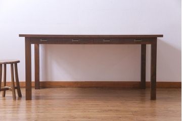リメイク家具　天板オーク材　素朴な佇まいが魅力の引き出し付き作業テーブル(ダイニングテーブル、作業台)
