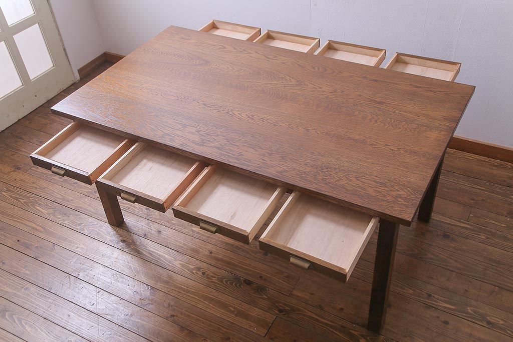 リメイク家具　天板オーク材　素朴な佇まいが魅力の引き出し付き作業テーブル(ダイニングテーブル、作業台)