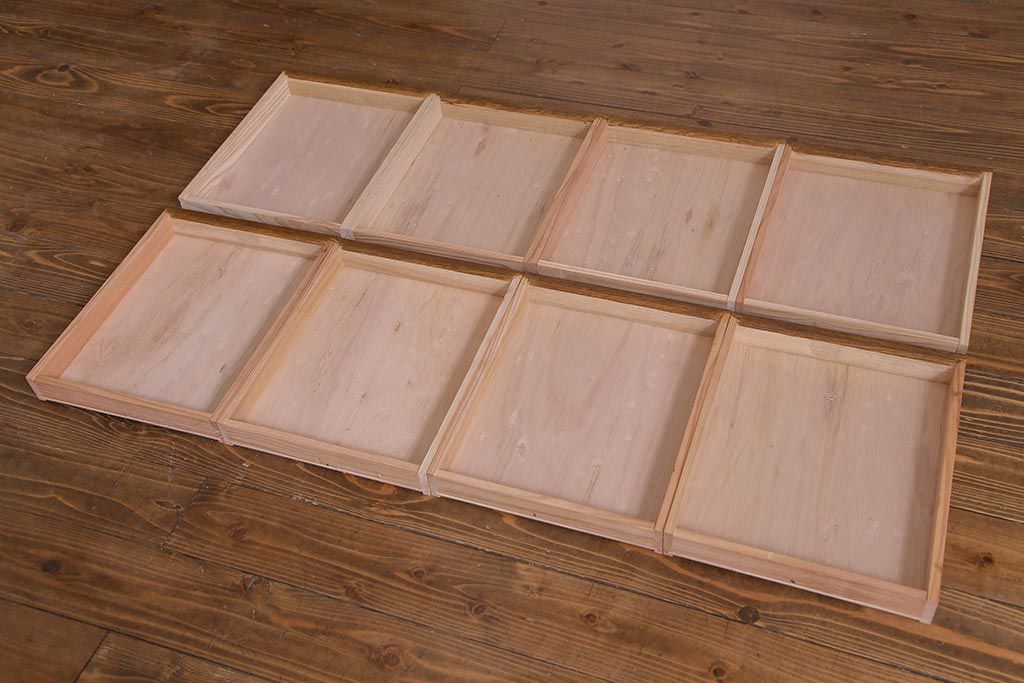 リメイク家具　天板オーク材　素朴な佇まいが魅力の引き出し付き作業テーブル(ダイニングテーブル、作業台)