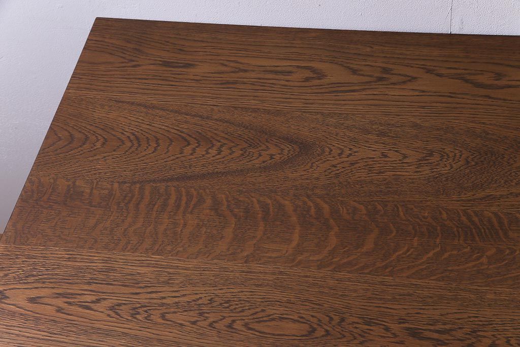 リメイク家具　天板オーク材　素朴な佇まいが魅力の引き出し付き作業テーブル(ダイニングテーブル、作業台)