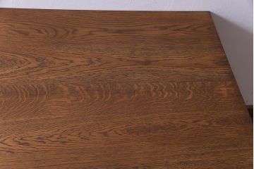 リメイク家具　天板オーク材　素朴な佇まいが魅力の引き出し付き作業テーブル(ダイニングテーブル、作業台)
