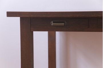 リメイク家具　天板オーク材　素朴な佇まいが魅力の引き出し付き作業テーブル(ダイニングテーブル、作業台)