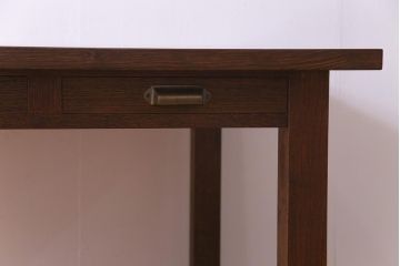リメイク家具　天板オーク材　素朴な佇まいが魅力の引き出し付き作業テーブル(ダイニングテーブル、作業台)