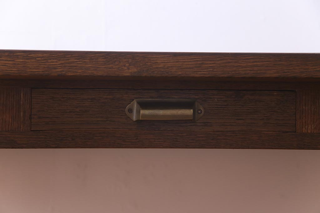 リメイク家具　天板オーク材　素朴な佇まいが魅力の引き出し付き作業テーブル(ダイニングテーブル、作業台)