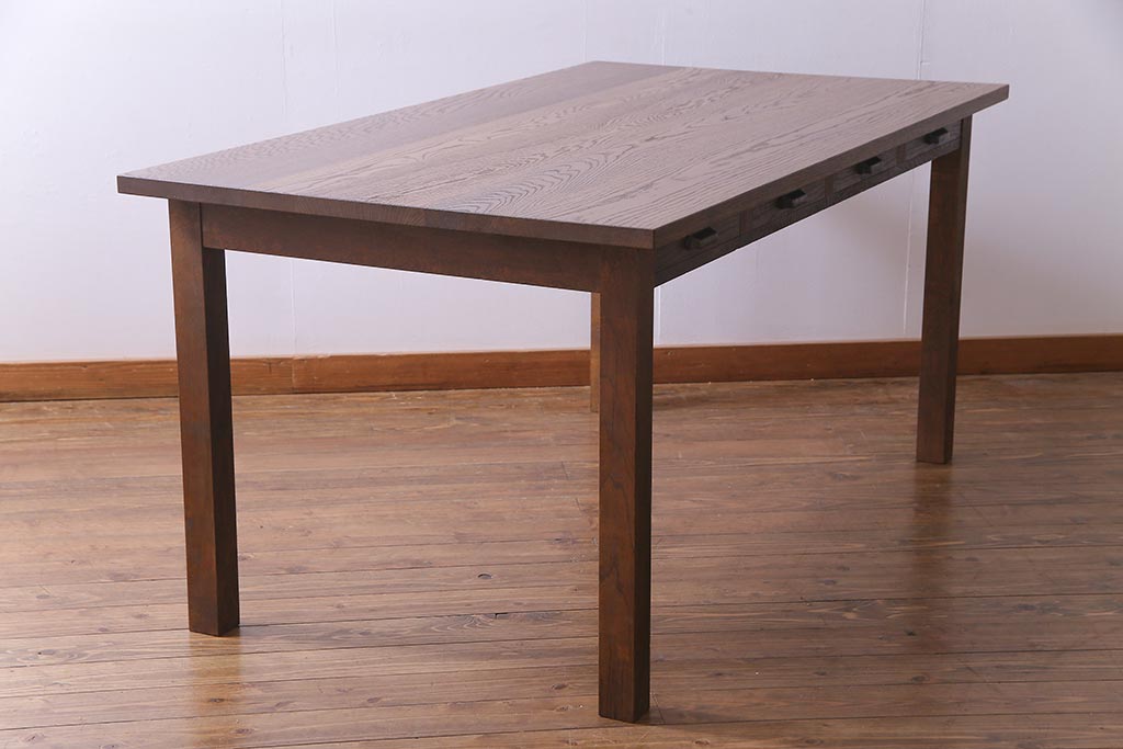 リメイク家具　天板オーク材　素朴な佇まいが魅力の引き出し付き作業テーブル(ダイニングテーブル、作業台)(1)