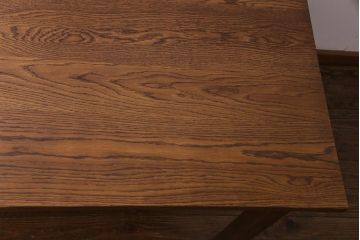 リメイク家具　天板オーク材　素朴な佇まいが魅力の引き出し付き作業テーブル(ダイニングテーブル、作業台)(1)