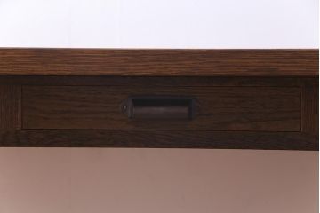 リメイク家具　天板オーク材　素朴な佇まいが魅力の引き出し付き作業テーブル(ダイニングテーブル、作業台)(1)