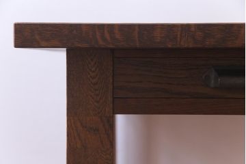 リメイク家具　天板オーク材　素朴な佇まいが魅力の引き出し付き作業テーブル(ダイニングテーブル、作業台)(1)